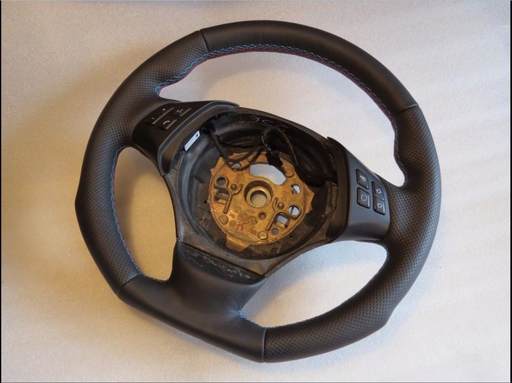 bmw steering wheel 2.jpg