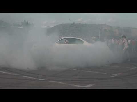 More information about "Video: BMW M5 E60 - DONUTS / BURNOUTS"