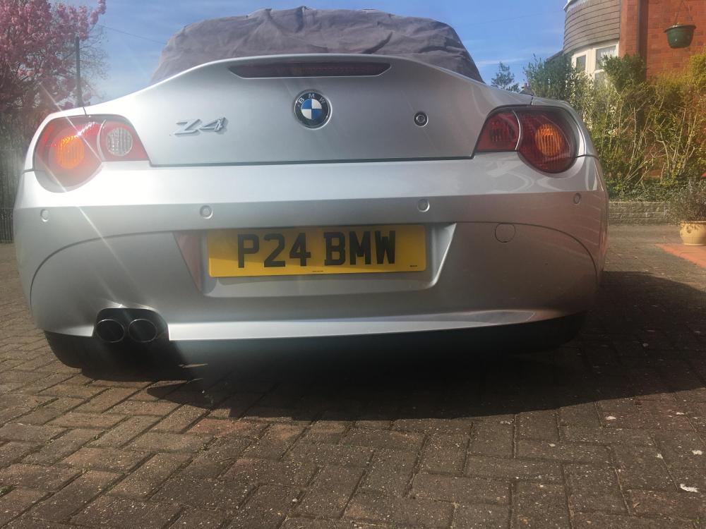 P24 BMW number plate 1.JPG
